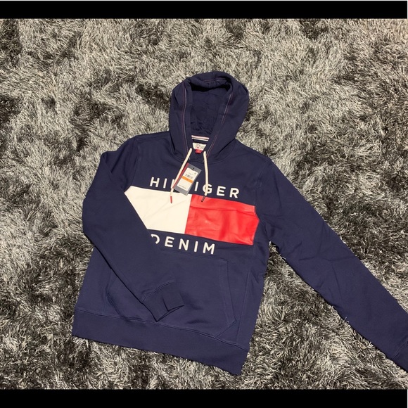 Tommy Hilfiger Other - Navy Tommy Hilfiger pullover